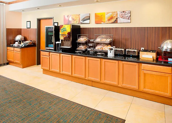 Fairfield Inn & Suites By Marriott San Antonio Seaworld / Westover Hills