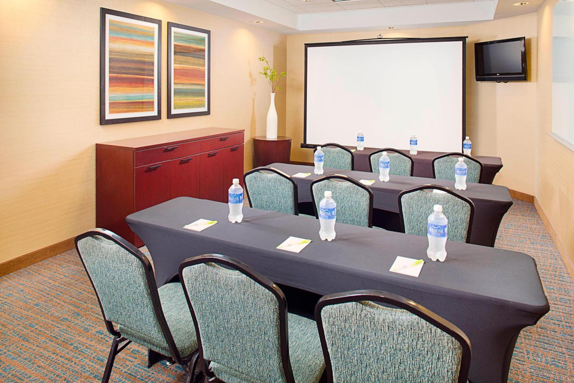 Hotel Fairfield & By Marriott Seaworld / Westover Hills San Antonio