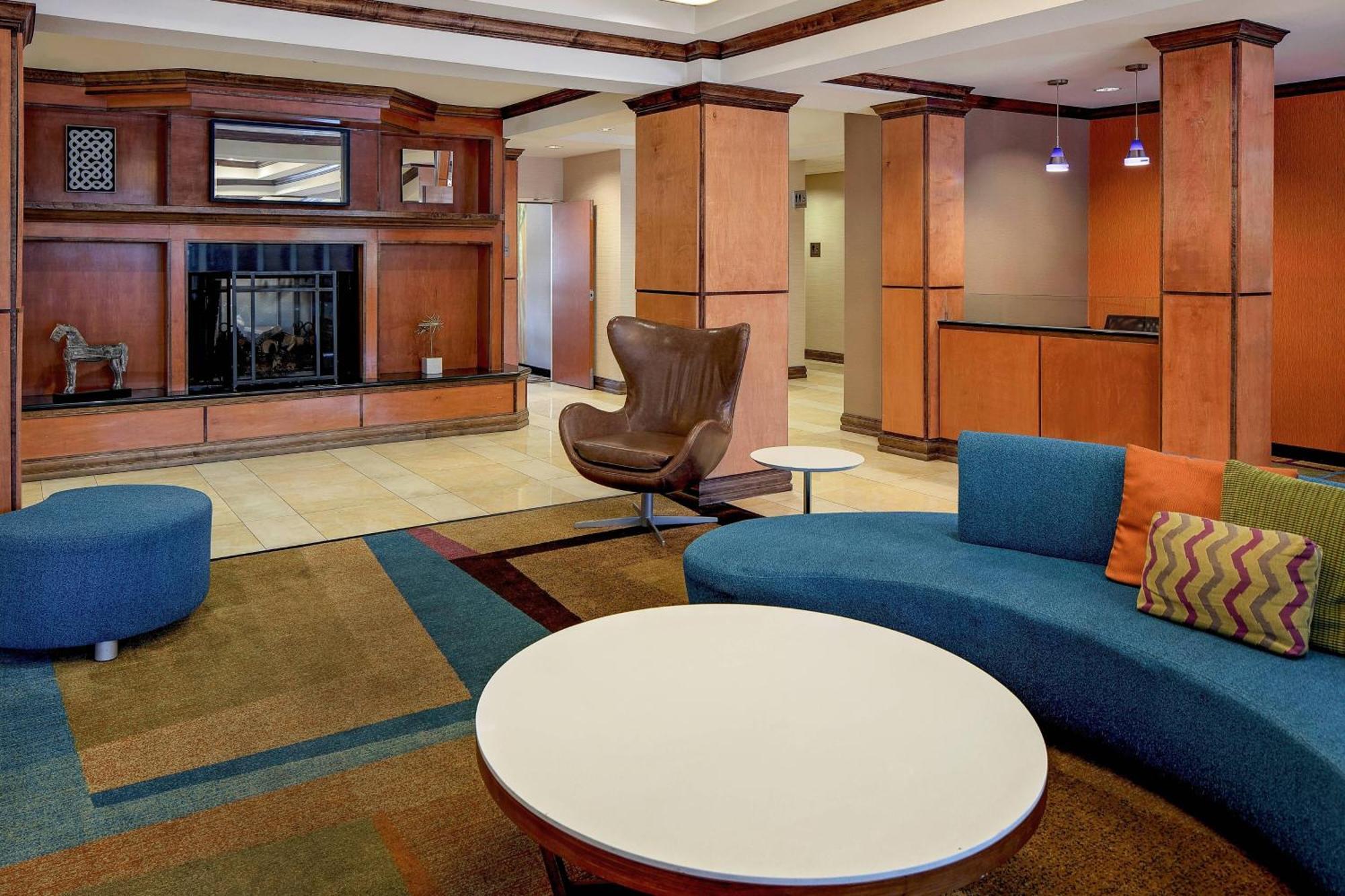 Hotel Fairfield & By Marriott Seaworld / Westover Hills 3*