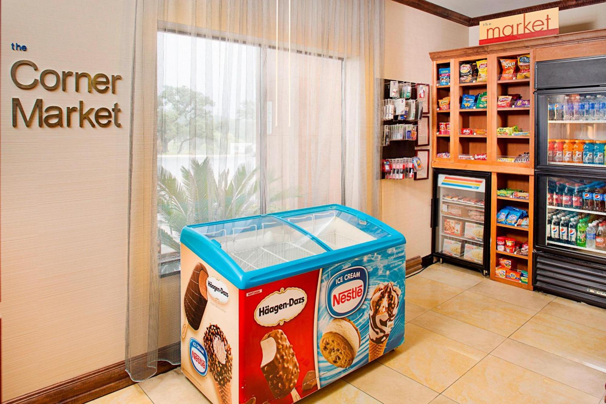 Fairfield & By Marriott Seaworld / Westover Hills Hotel San Antonio