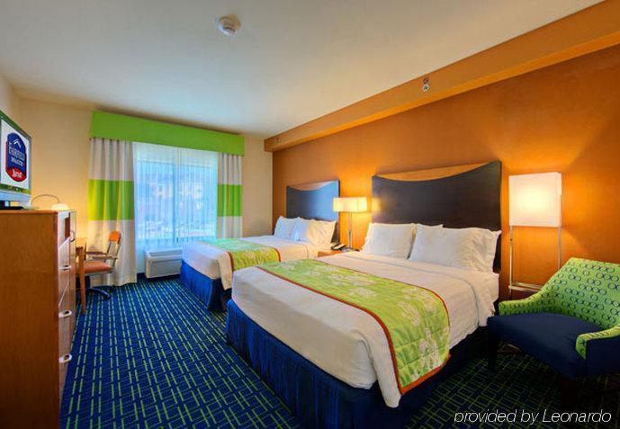 Fairfield & By Marriott Seaworld / Westover Hills 3*