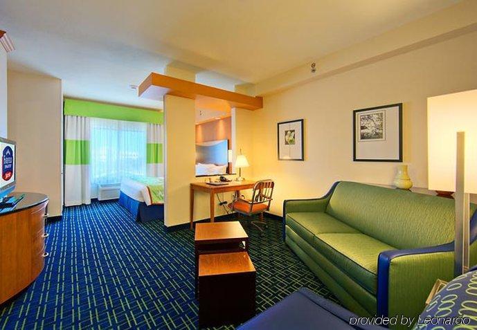Fairfield & By Marriott Seaworld / Westover Hills