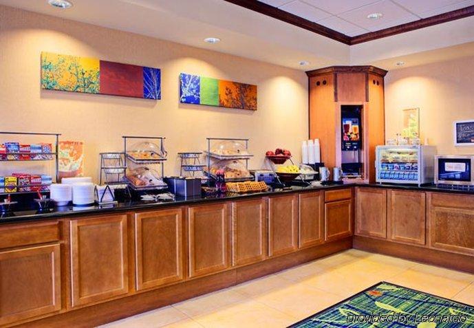 Fairfield & By Marriott Seaworld / Westover Hills 3*